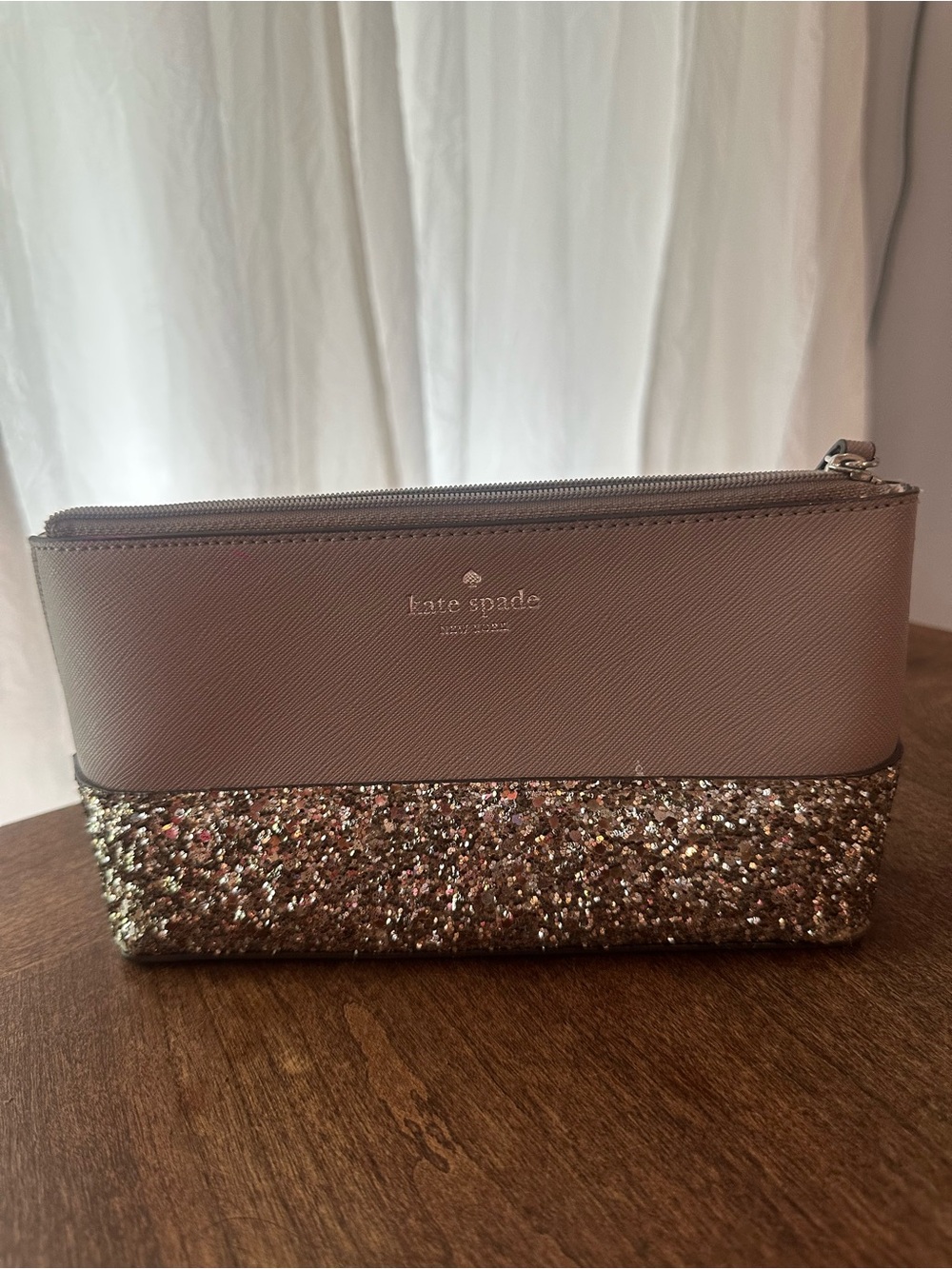 kate spade New York Rose Grey with Glitter Zip Pouch/Makeup Bag